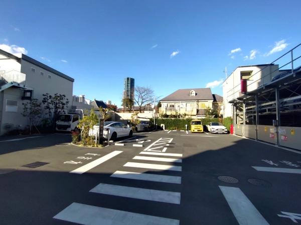 Brillia　Tower　池袋　West 敷地内駐車場