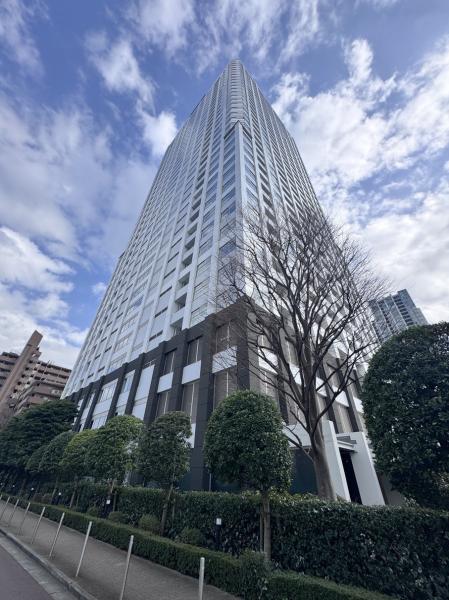 中古マンション 港区港南４丁目 JR山手線品川駅 1億3,000万円