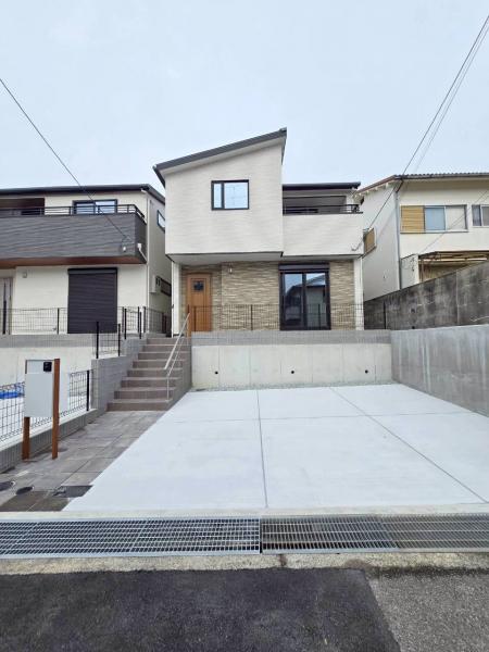 新築戸建 神戸市北区有野台６丁目 神戸電鉄三田線岡場駅 3,280万円