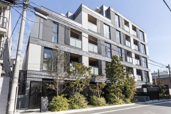 中古マンション 東京都新宿区市谷仲之町 都営新宿線曙橋駅 1億6,600万円