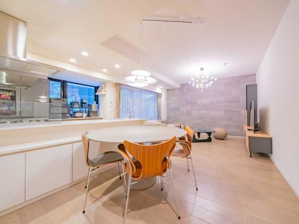 中古マンション 東京都港区高輪４丁目 JR山手線品川駅 3億2,800万円