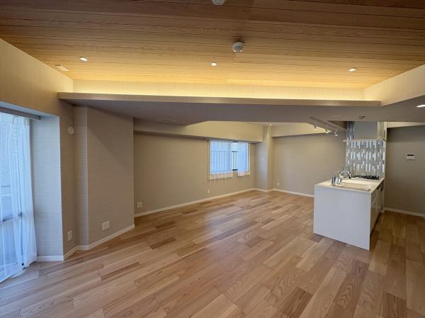 中古マンション 新宿区住吉町 都営新宿線曙橋駅 1億2,300万円