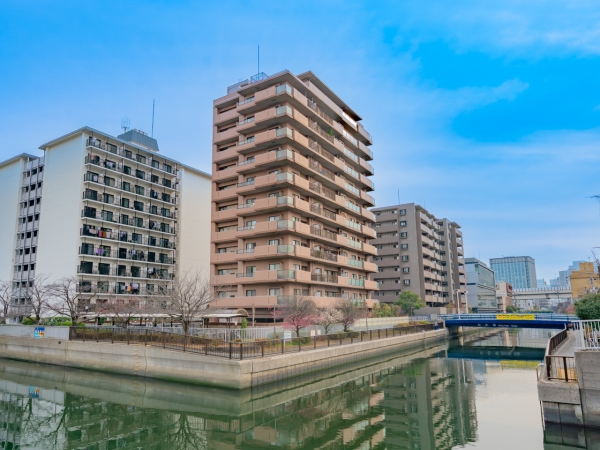 中古マンション 東京都江東区福住２丁目 半蔵門線清澄白河駅 1億2,400万円