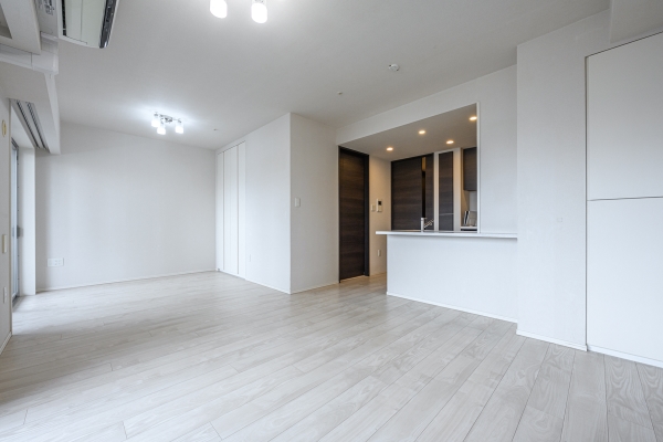 中古マンション 東京都港区芝浦４丁目 JR山手線田町駅 1億3,500万円