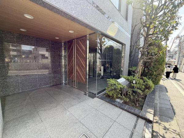 中古マンション 渋谷区神宮前５丁目 JR山手線渋谷駅 1億1,800万円