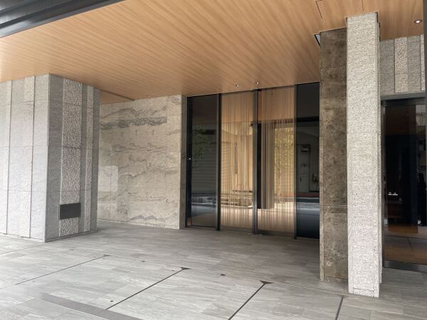 中古マンション 大阪府大阪市北区中津１丁目 大阪メトロ御堂筋線中津駅 1億4,900万円