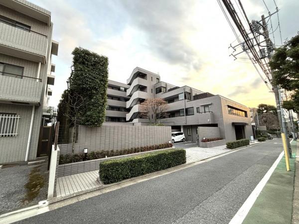 中古マンション 文京区千石3丁目 都営三田線千石駅 1億4,980万円