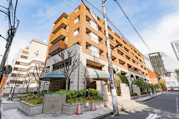 中古マンション 東京都港区赤坂8丁目 銀座線青山一丁目駅 2億9,800万円