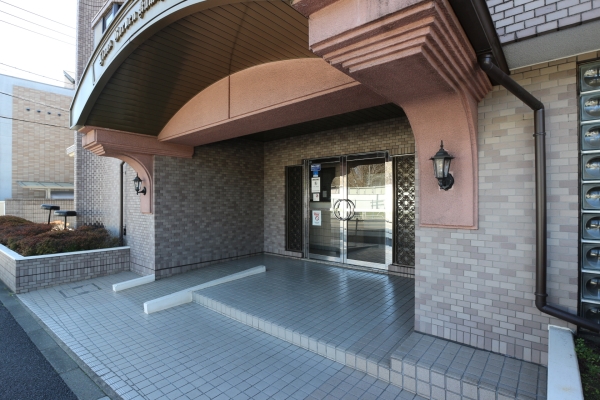 中古マンション 東京都東村山市青葉町１丁目 JR武蔵野線新秋津駅 1,580万円