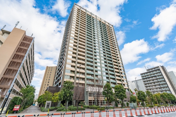 中古マンション 東京都江東区有明１丁目 ゆりかもめ有明テニスの森駅 1億780万円