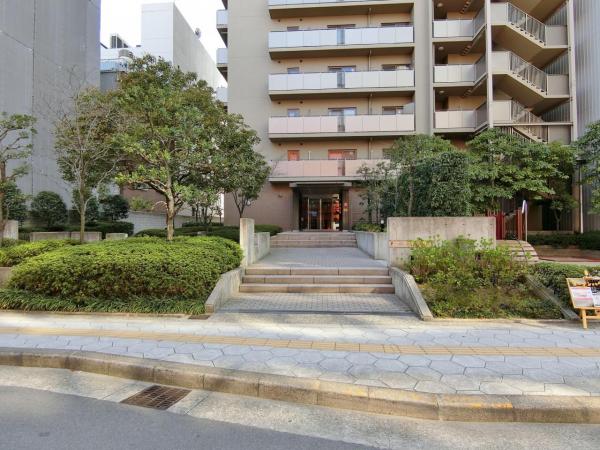 ファミール扇町アーバンステージ エントランス（外）