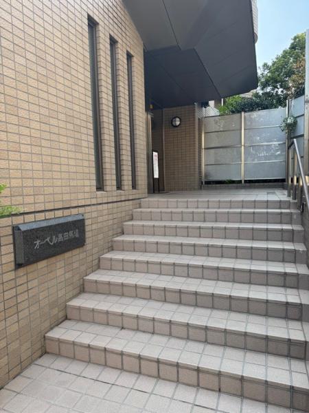 オーベル高田馬場 エントランス（外）