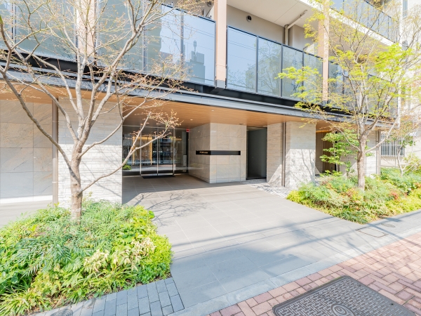 中古マンション 東京都台東区根岸１丁目 JR山手線鶯谷駅 7,180万円