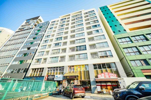 中古マンション 東京都新宿区岩戸町 都営大江戸線牛込神楽坂駅 6,200万円