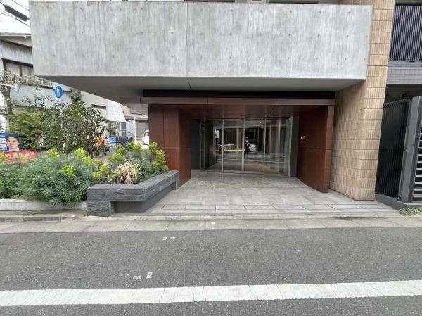 デュフレ渋谷本町 エントランス（外）