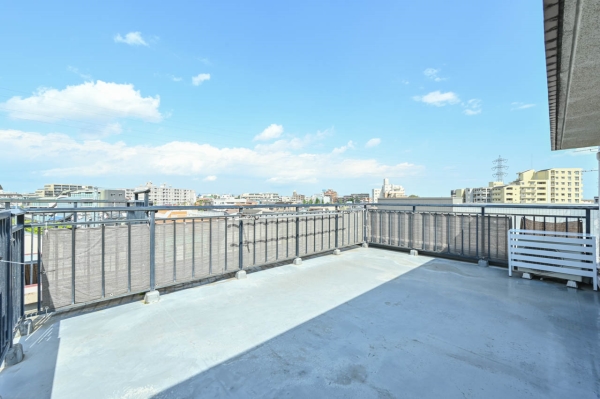 中古マンション 東京都狛江市東和泉１丁目 小田急線狛江駅 2,980万円