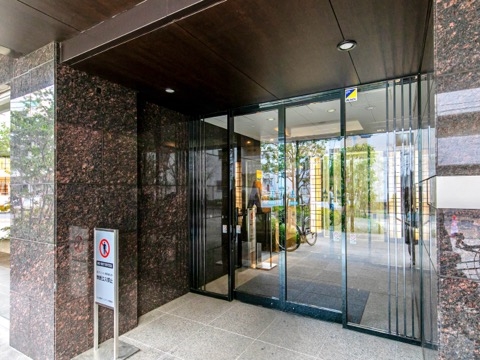 中古マンション 東京都新宿区北新宿２丁目 丸の内線中野坂上駅 1億1,480万円