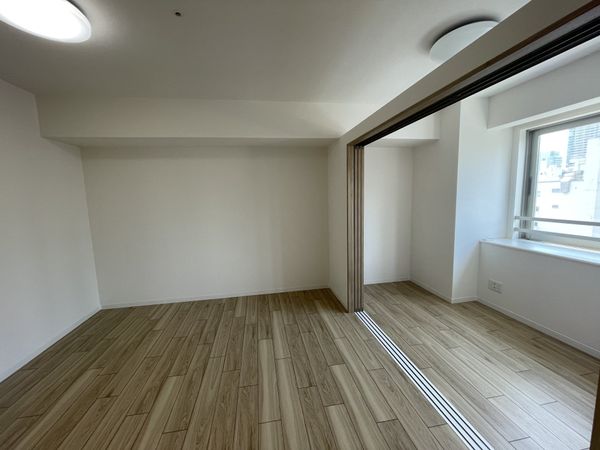 中古マンション 東京都港区新橋４丁目 JR山手線新橋駅 1億980万円