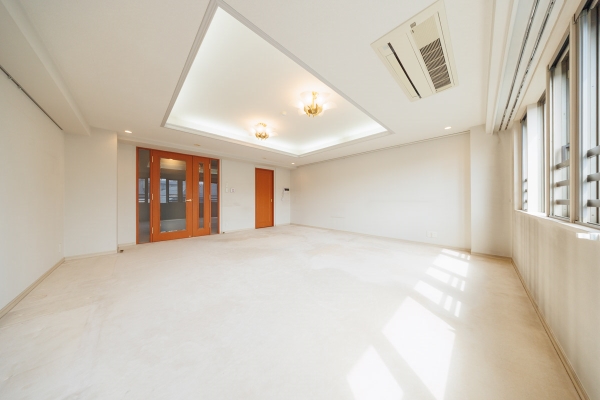 中古マンション 東京都杉並区上荻２丁目 JR中央本線荻窪駅 1億700万円