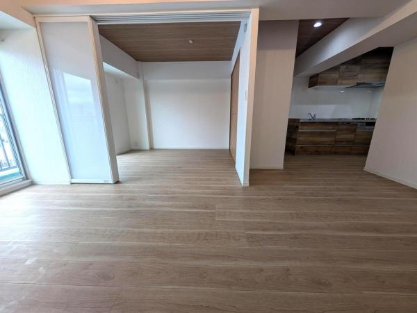 中銀南長崎マンシオン 洋室