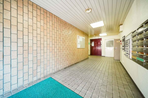中古マンション 東京都新宿区岩戸町 都営大江戸線牛込神楽坂駅 5,500万円