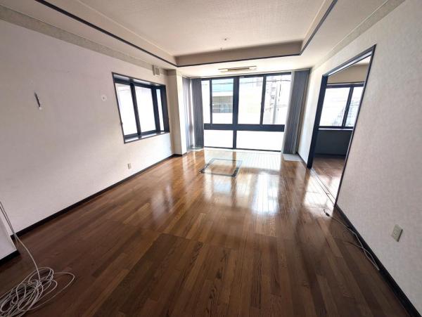 中古戸建 神戸市中央区生田町４丁目 JR東海道本線（米原〜神戸）三ノ宮駅 1億500万円