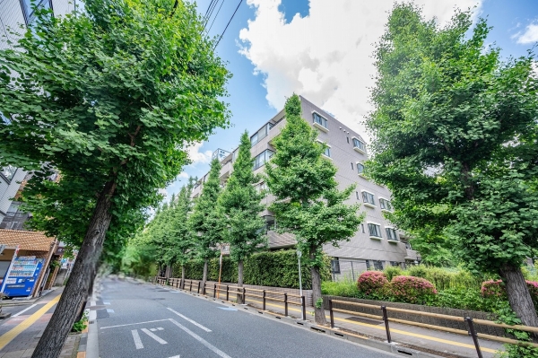 中古マンション 東京都新宿区百人町3丁目 JR山手線新大久保駅 1億4,300万円