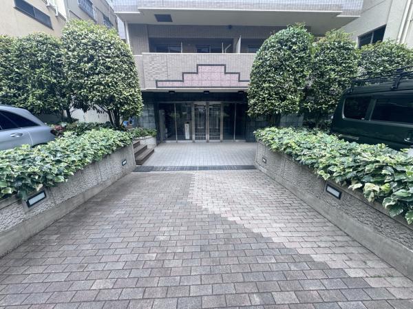 中古マンション 渋谷区桜丘町 JR山手線渋谷駅 1億2,480万円