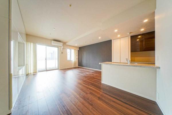中古マンション 東京都新宿区西新宿８丁目 丸の内線西新宿駅 1億4,990万円
