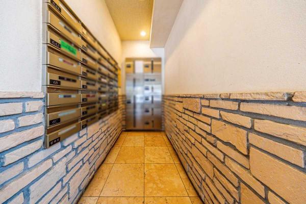 中古マンション 東京都港区南麻布1丁目 南北線麻布十番駅 1億7,980万円