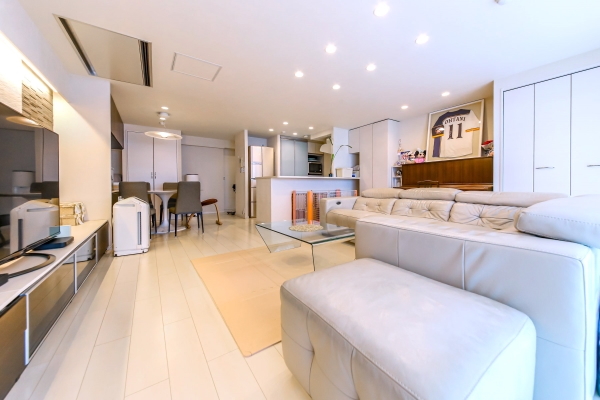 中古マンション 東京都中野区中野５丁目 JR中央本線中野駅 9,480万円