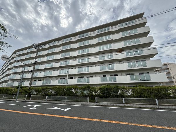 中古マンション 大阪府豊中市上新田４丁目 北大阪急行南北線桃山台駅 2,390万円