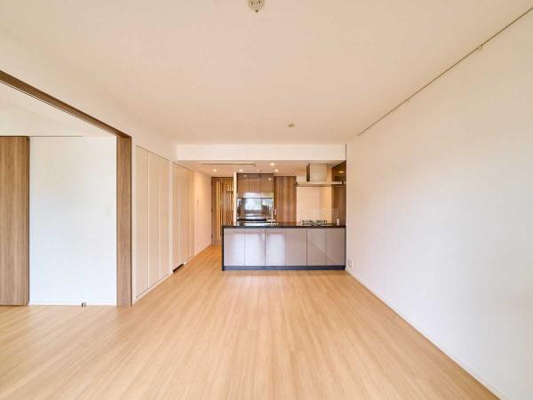 中古マンション 東京都新宿区東五軒町 東西線神楽坂駅 1億7,450万円