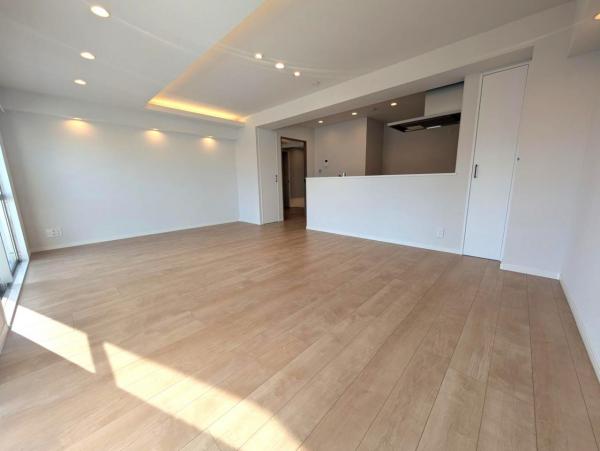 中古マンション 新宿区余丁町 都営大江戸線若松河田駅 9,380万円