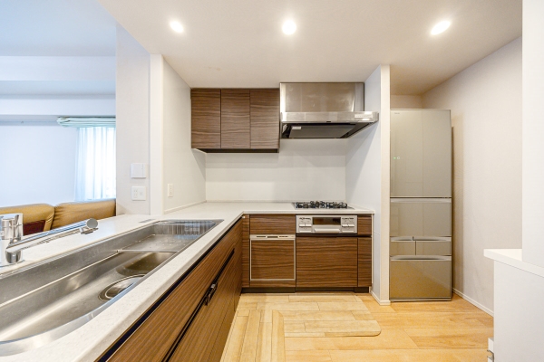 中古マンション 東京都港区芝浦４丁目 JR山手線田町駅 1億2,480万円