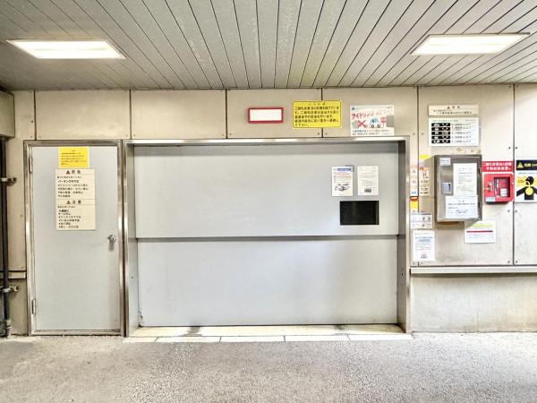 藤和シティホームズ三宮 敷地内駐車場