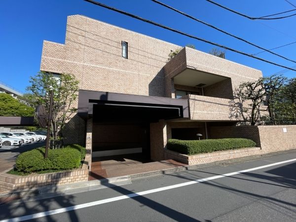 中古マンション 東京都渋谷区代々木５丁目 小田急線参宮橋駅 3億2,800万円