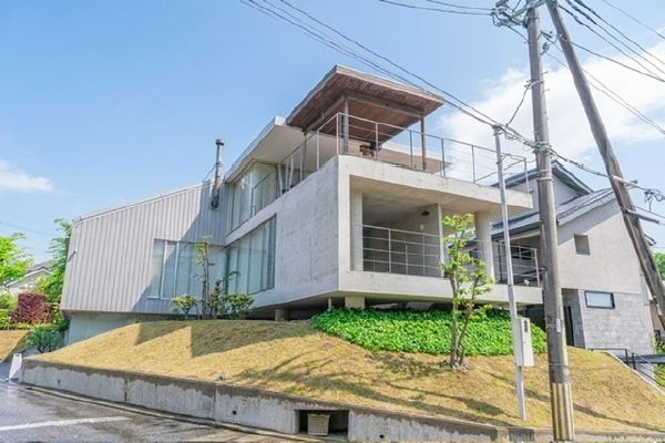 中古戸建 大阪府豊中市東豊中町３丁目 大阪モノレール少路駅 2億4,000万円