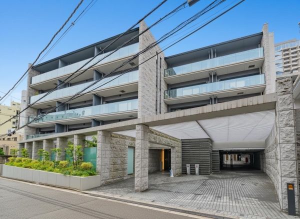 中古マンション 東京都渋谷区千駄ヶ谷４丁目 副都心線北参道駅 1億9,800万円