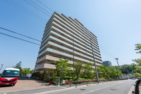 中古マンション 大阪府吹田市千里丘北 JR東海道本線（米原〜神戸）千里丘駅 3,880万円