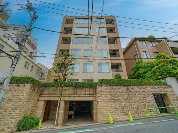 中古マンション 東京都港区南麻布１丁目 都営大江戸線麻布十番駅 4億980万円