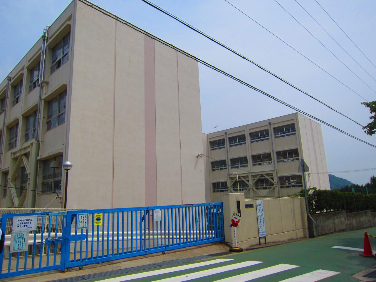 新築戸建 神戸市北区鈴蘭台東町8丁目 神戸電鉄有馬線鈴蘭台駅 2,450万円