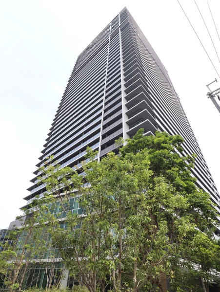 中古マンション 大阪府大阪市淀川区十三東１丁目 阪急神戸線十三駅 8,680万円