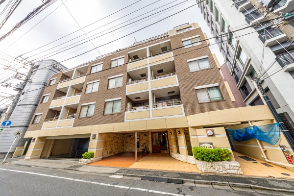 中古マンション 東京都中野区新井２丁目 JR中央本線中野駅 8,600万円