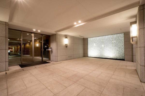 中古マンション 東京都港区南麻布２丁目 南北線麻布十番駅 1億5,500万円