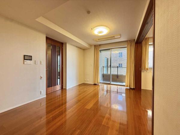 中古マンション 東京都渋谷区広尾4丁目 日比谷線広尾駅 1億3,000万円