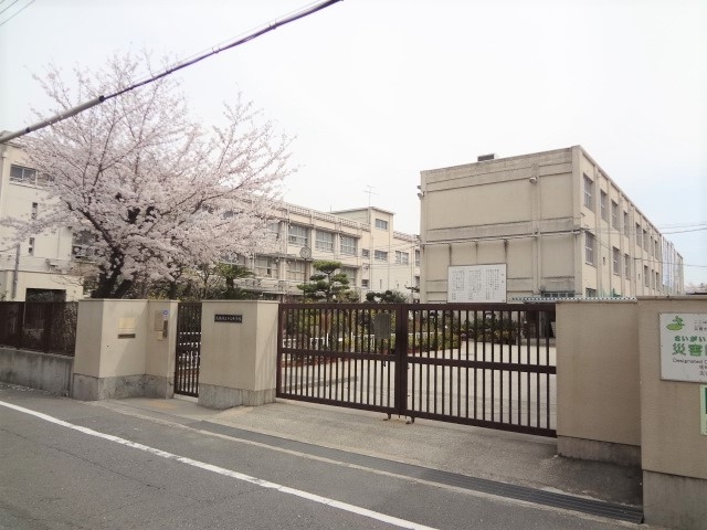 中古マンション 大阪市淀川区西中島4丁目11-4 大阪メトロ御堂筋線西中島南方駅 7,080万円