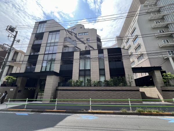 中古マンション 港区高輪３丁目 都営浅草線高輪台駅 3億3,800万円