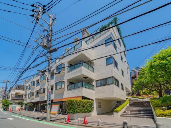 中古マンション 東京都港区赤坂７丁目 千代田線乃木坂駅 2億8,800万円