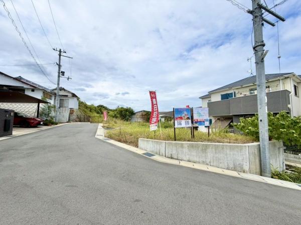 姫路市山畑新田　B号地 前面道路含む現地写真